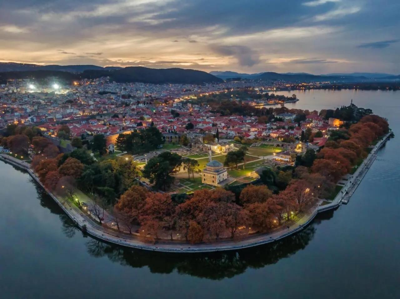 Cozyio- Ioannina City Center, Luxury Accommodation Exterior foto